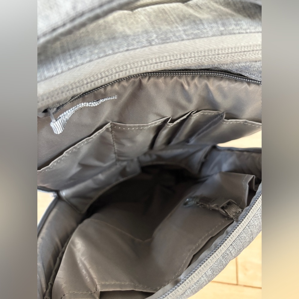 Incase Icon Slim Backpack Grey - Picture 11 of 16